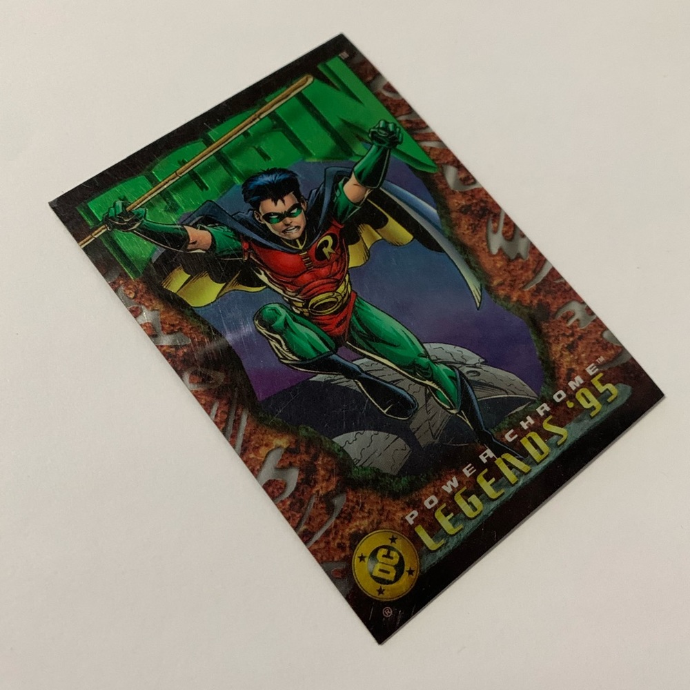 Robin DC Legends ‘95 SkyBox Card - Picture 2 of 6